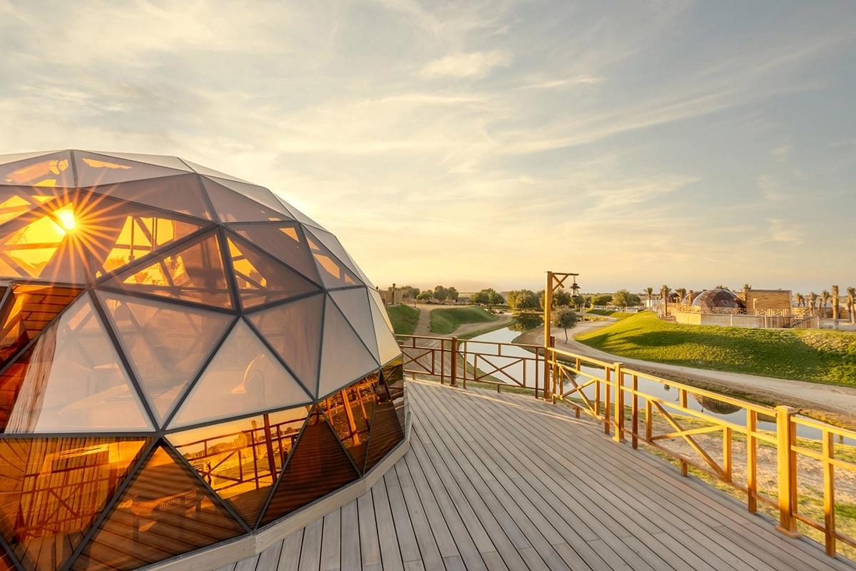 Al Marmoom Domes in Dubai opens a luxe glamping experience