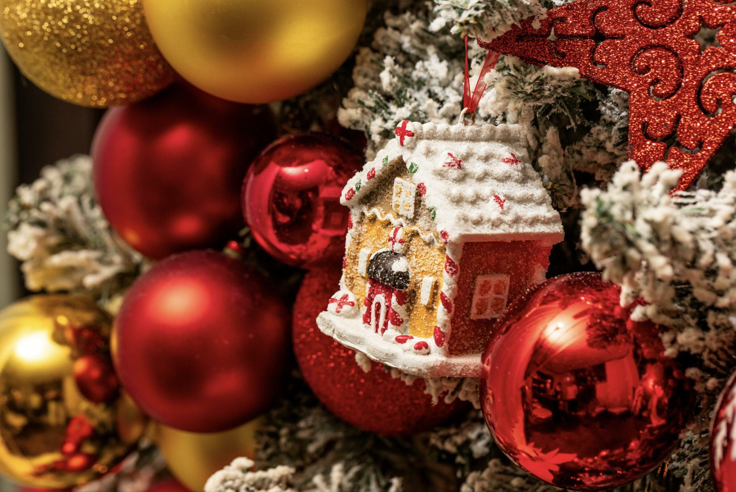 Swap city lights for desert nights this festive season at Al Wathba, a Luxury Collection Desert Resort & Spa